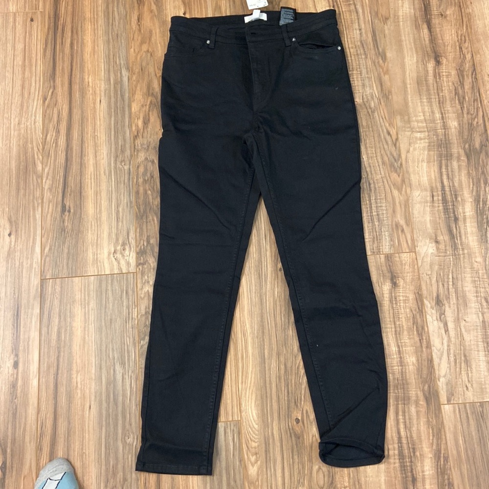 black jeans